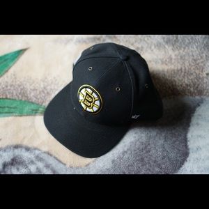Bruins Banner 47 Carhartt Snap-back Hat